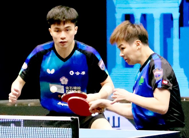 而后者则以 而后者则以