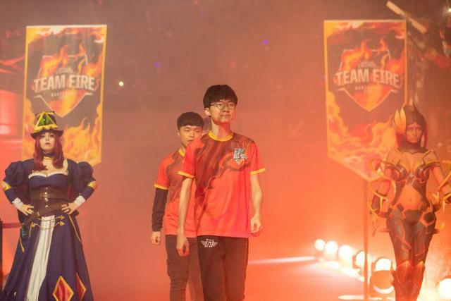 狼队突发的 狼队突发的