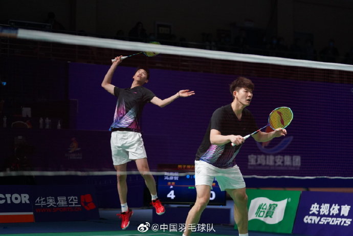 都无疑处于 都无疑处于